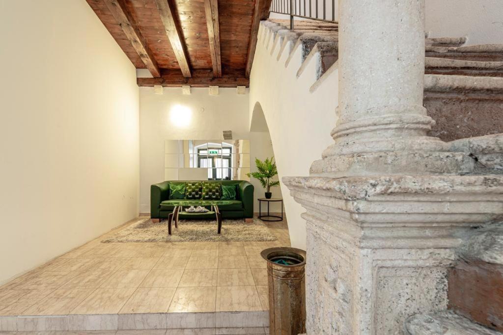 Relaxing Apartment Paulina With Balcony Dubrovnik Bagian luar foto