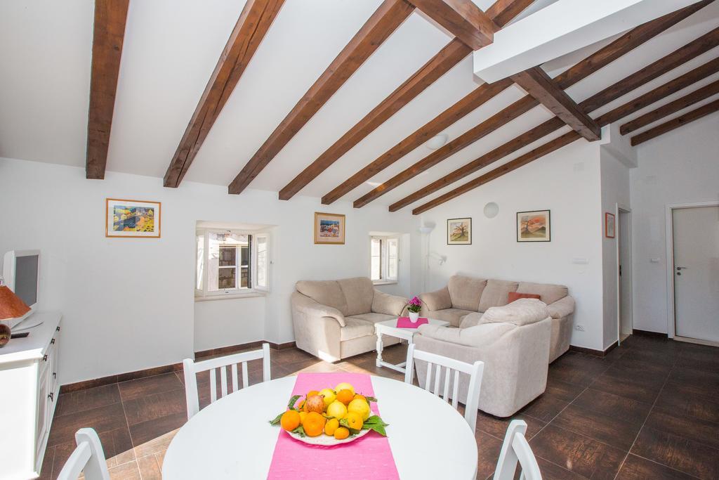 Relaxing Apartment Paulina With Balcony Dubrovnik Ruang foto